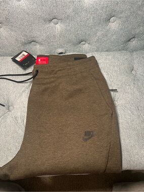 Nike green Fleece Sweatpants Men